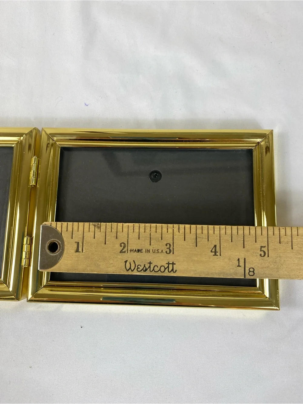 Fetco Vintage Gold Double-Hinged Tabletop Photo Frame